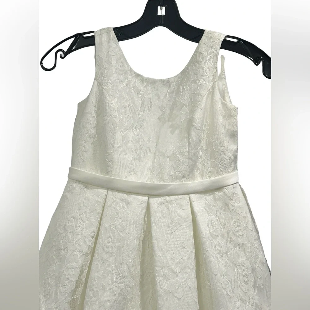 David's Bridal Girls Lace Flower Girl Dress Ivory Size 8 Formal NWT Wedding Bow - Picture 4 of 11